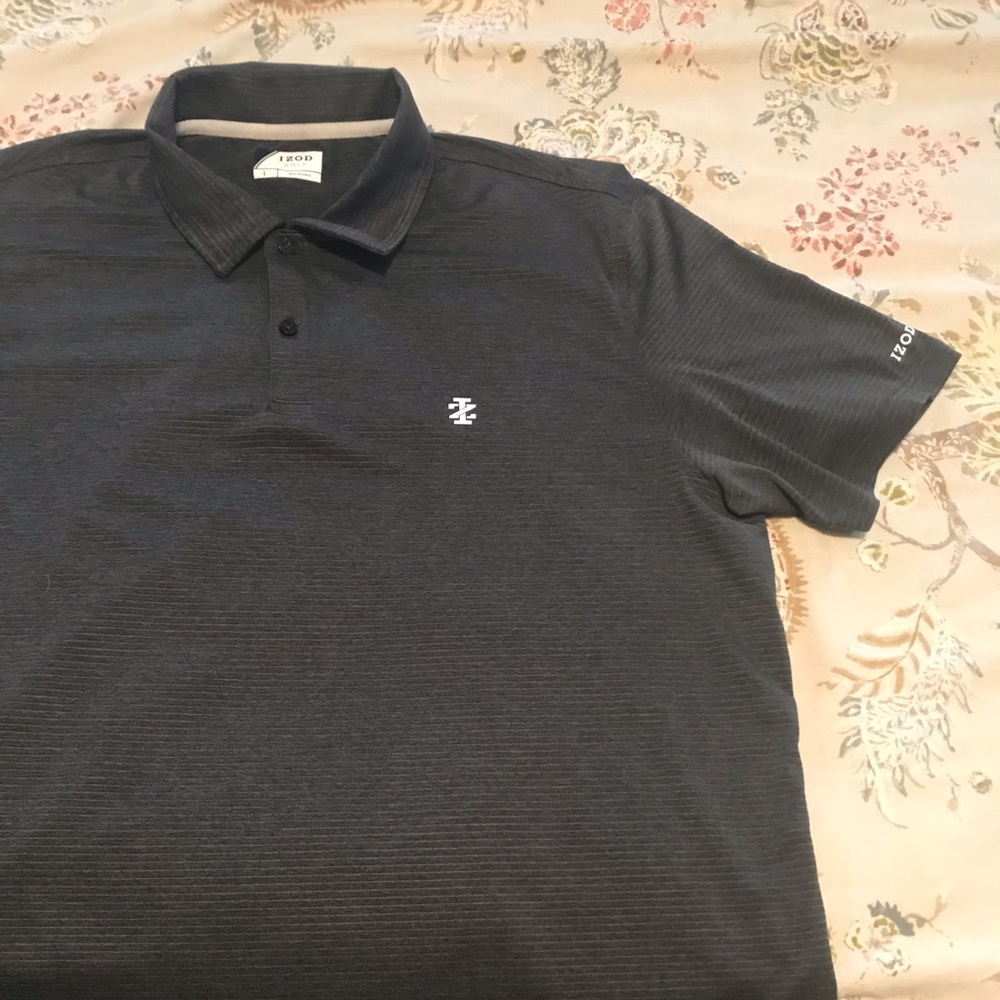 Sale!!! Nice men’s izod golf shirt